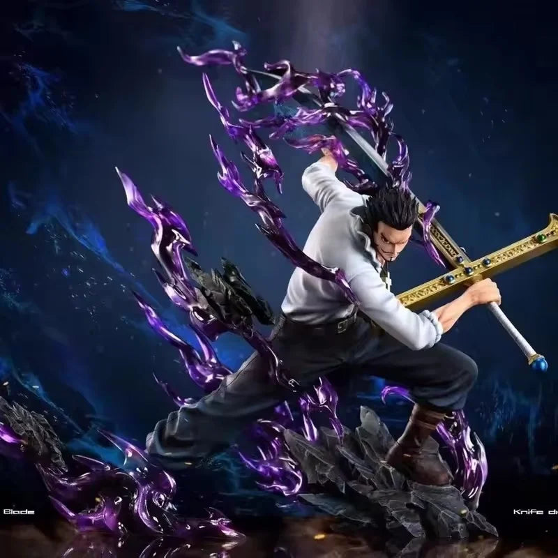 30cm One Piece Dracule Mihawk Figure - Image 2