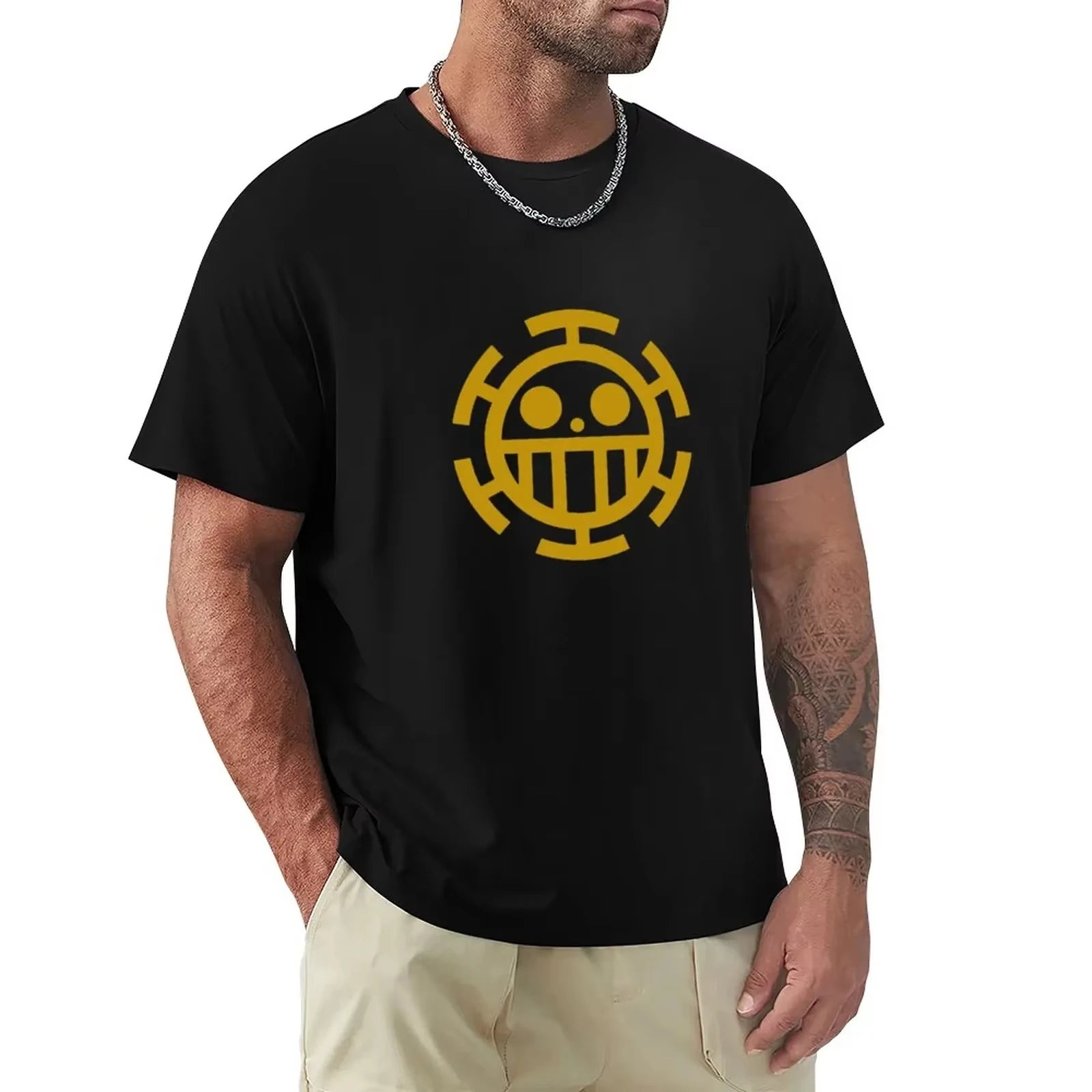 (Miniso) One Piece Anime Trafalgar Law Jolly Roger T-Shirt